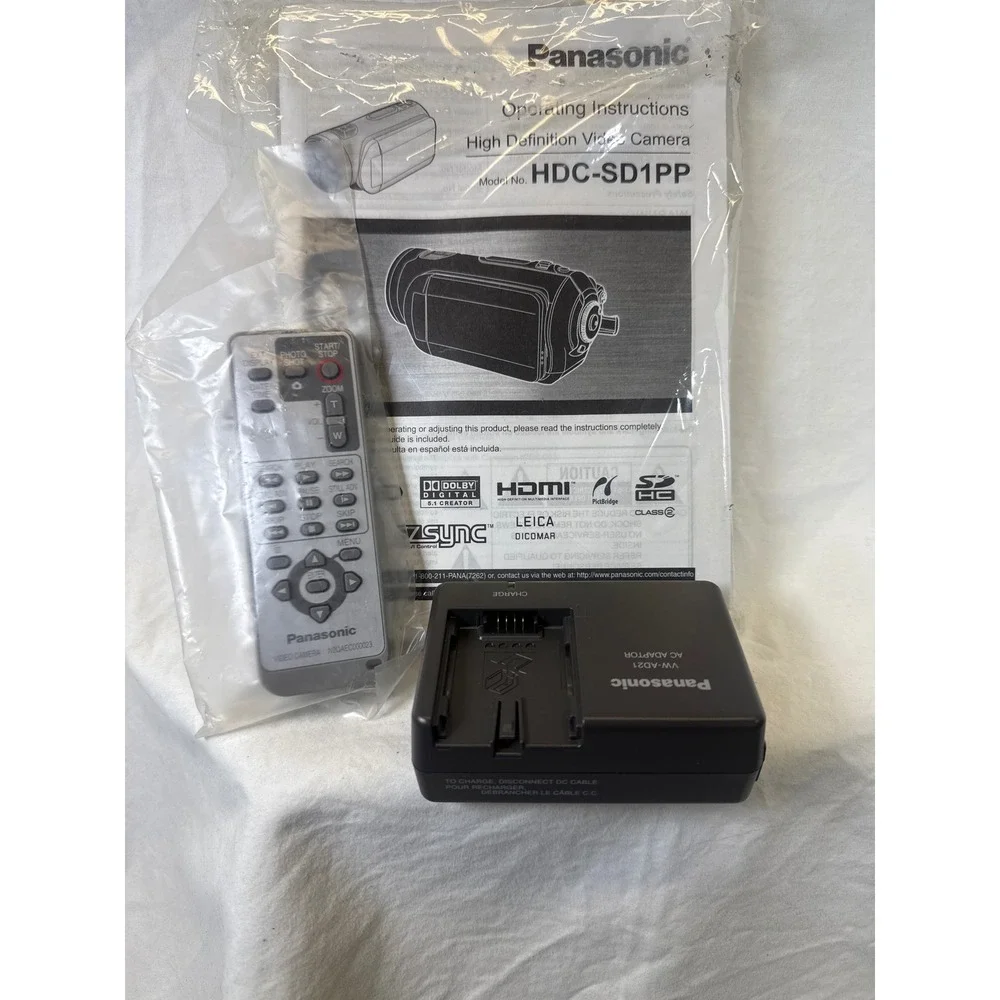 Panasonic HDC-SD1 High Def Video Camera 3CCD 1080i never used NO BATTERY